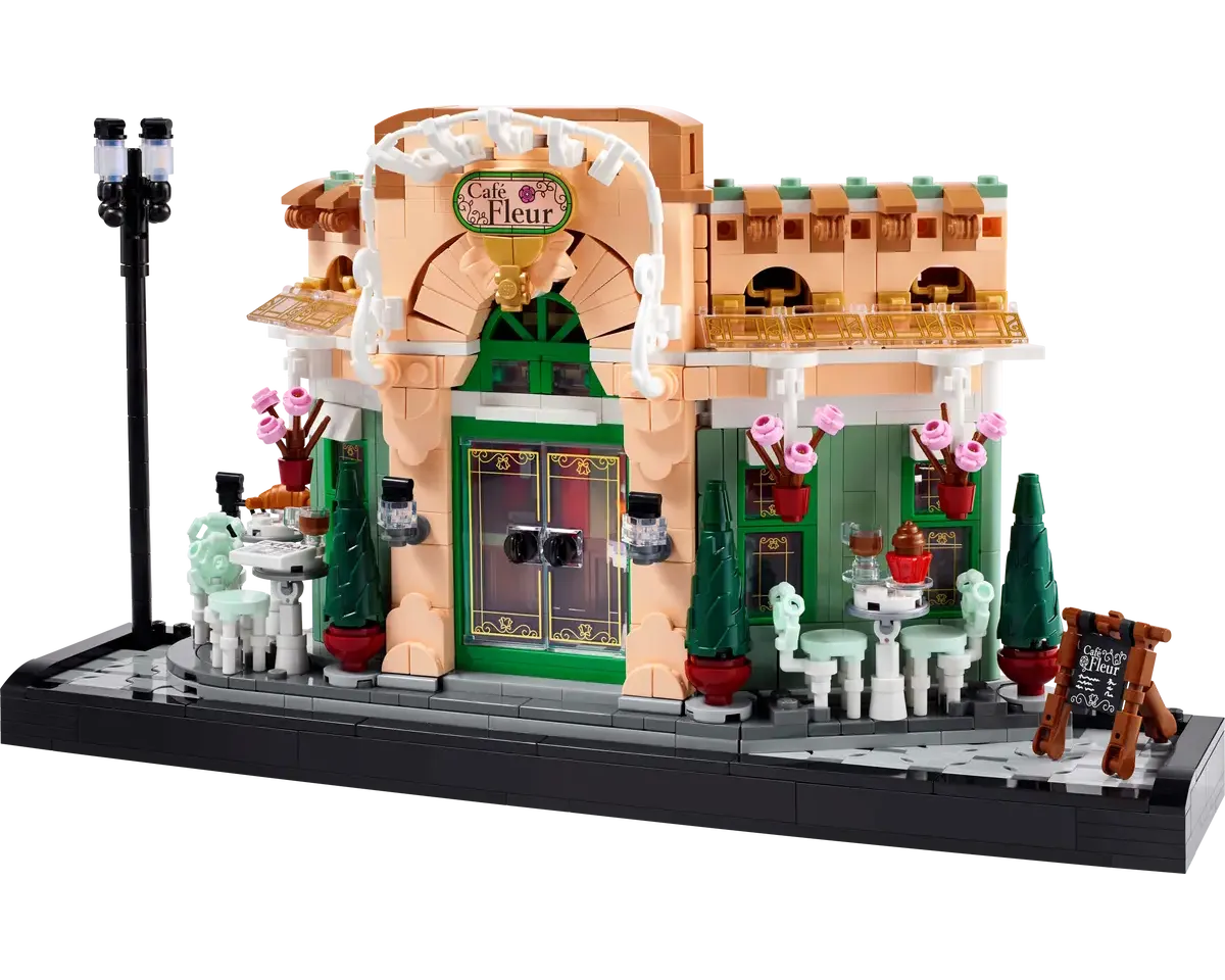 LEGO Icons French Café set number 10362, 1101-piece Restaurants of the World collection model for adult builders.